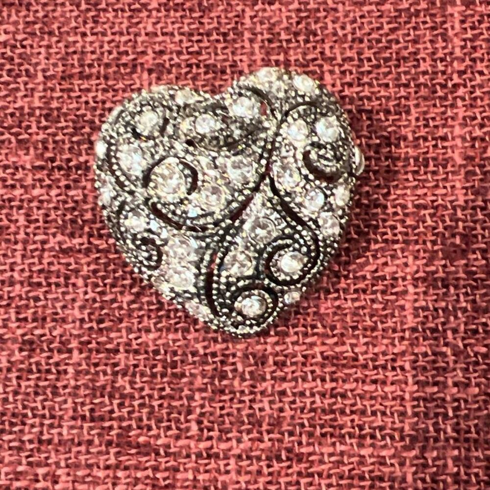 Vintage Gold Tone Crystal Pave Heart Cut Out Design Brooch Pin